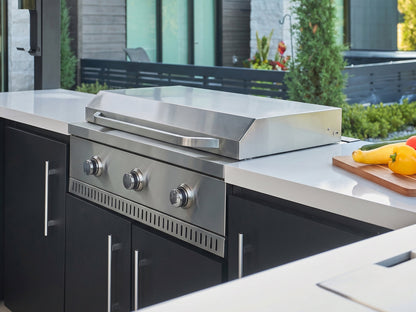 Edgemont Bay | U-Shape Outdoor Kitchen with Bar Seating, Griddle & Pizza Oven
