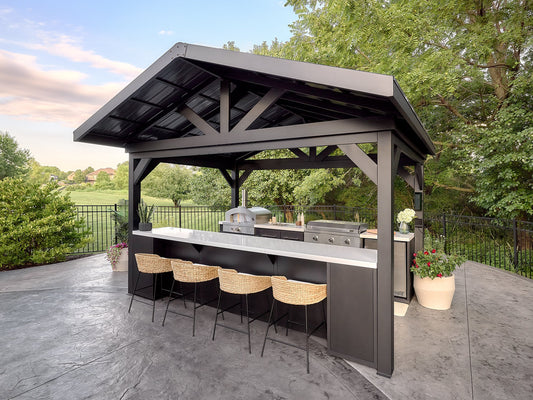 Lancaster | Galley Outdoor Kitchen with Built-In Griddle & Pizza Oven