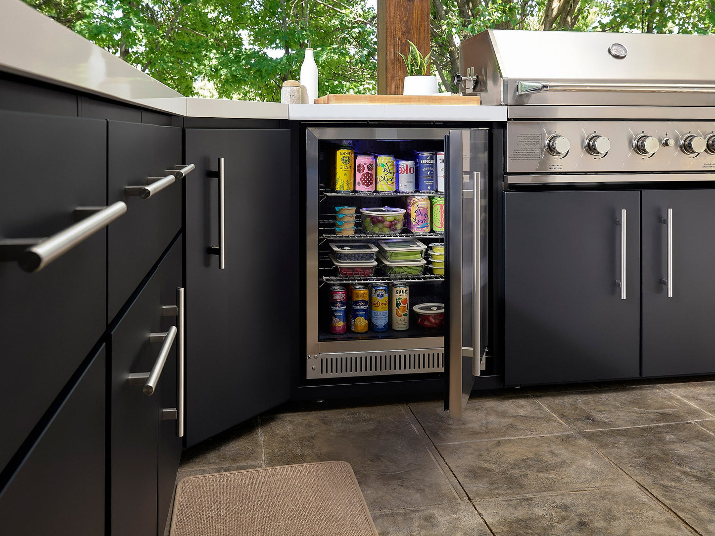Emory | Corner Outdoor Kitchen Island with Bar Seating & Built-In Grill – Right