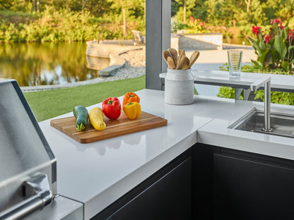 Edgemont Bay | U-Shape Outdoor Kitchen with Bar Seating, Grill & Pizza Oven