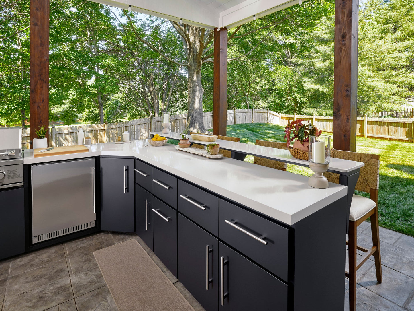 Emory | Corner Outdoor Kitchen Island with Bar Seating & Built-In Grill – Left